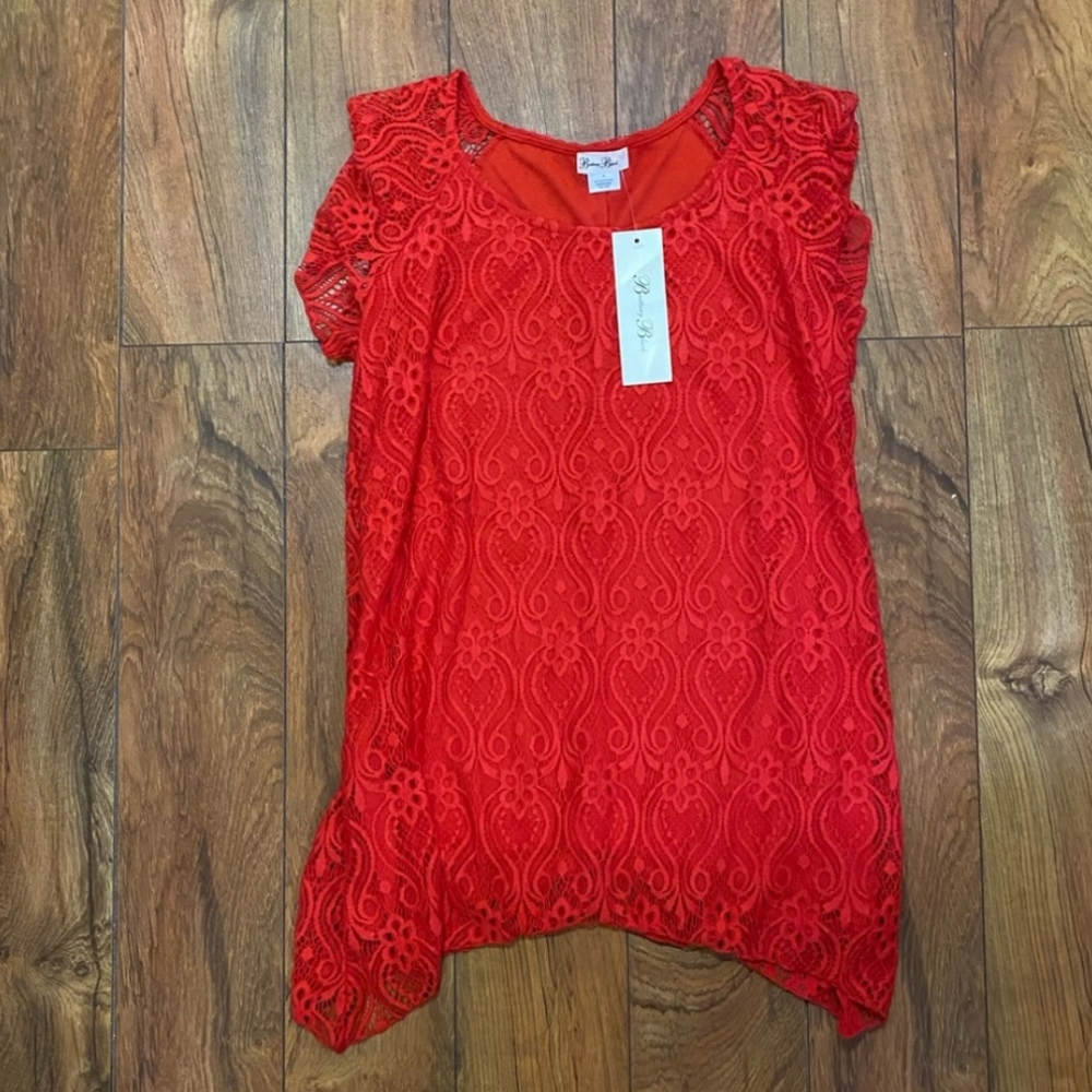 New With Tags Britney Black Red Lace Women Top